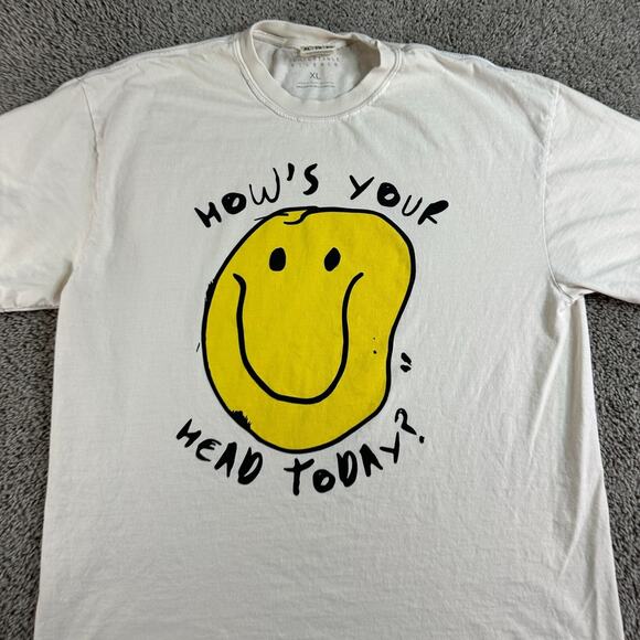 Comfortable Silence Shirt Mens XL Beige Hows Your Head Today Smiley Psychedelic - Picture 3 of 11